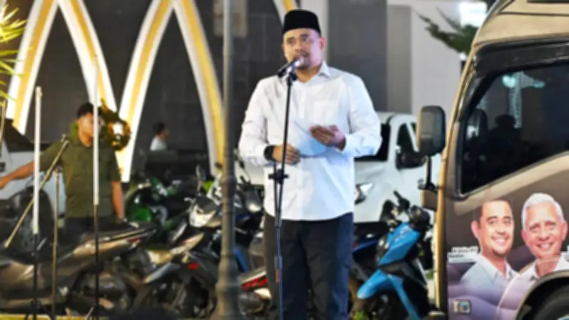 Bobby Nasution Instruksikan Kepala Daerah Sumut Rapikan Kabel dan Billboard