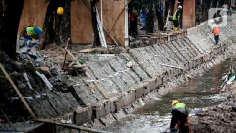 BPBD DKI Imbau Waspada Longsor di 9 Kecamatan Jaksel dan Jaktim Maret 2026