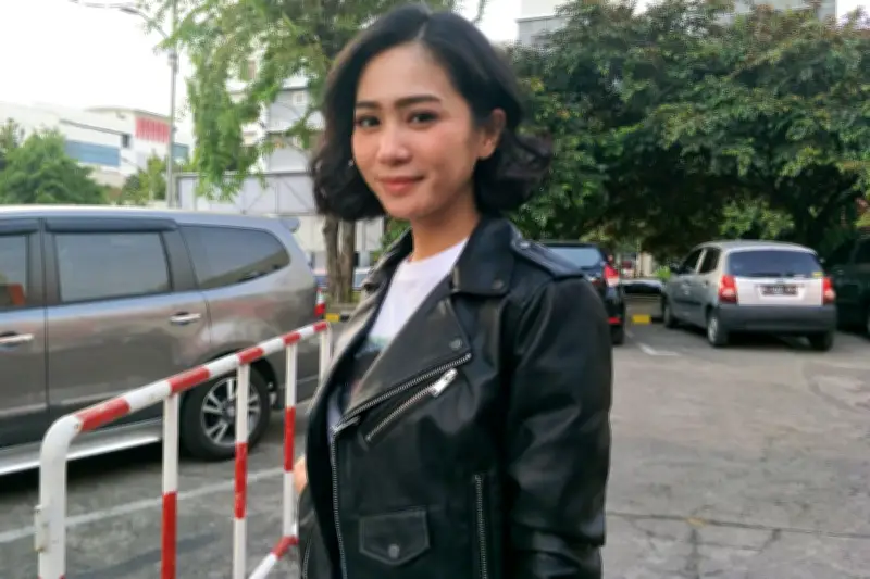 Bunga Zainal Terharu Dapat Hampers dari Tukang Sayur dan Pemilik Toko yang Tak Dikenal