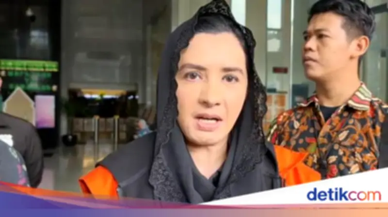 Bupati Pekalongan Fadia Arafiq Diciduk KPK Saat Ngecas Mobil Listrik Tengah Malam