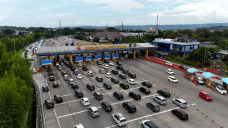 Contraflow Diberlakukan di Tol Batang-Semarang untuk Arus Balik Idulfitri 2026