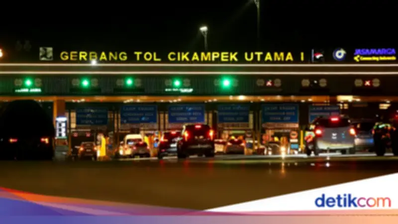 Contraflow Diterapkan di Tol Jakarta-Cikampek untuk Lancarkan Arus Mudik Lebaran