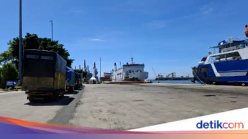 Cuaca Cerah Dukung Kelancaran Pelayaran Mudik Lebaran di Tiga Pelabuhan Banten