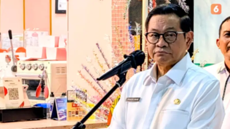 Curah Hujan Jakarta Capai 264 mm, Gubernur Pramono Sebut Pemicu Banjir Hari Ini