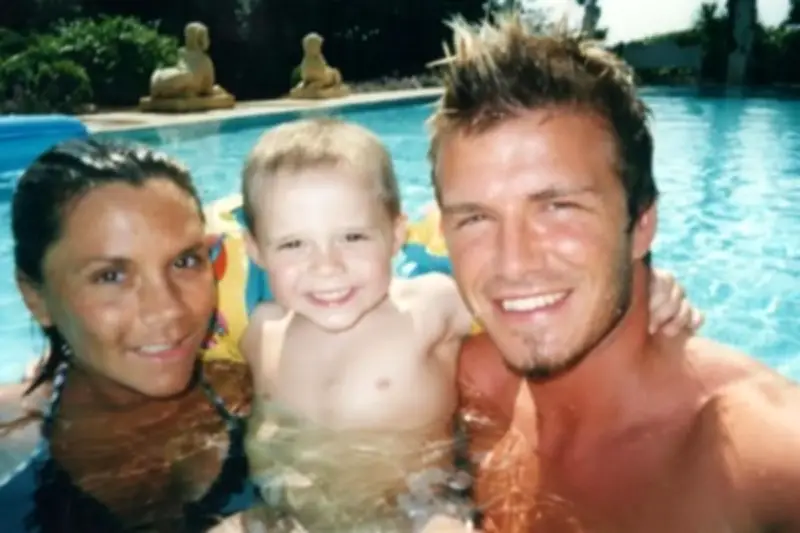 David dan Victoria Beckham Rayakan Ulang Tahun Brooklyn Lewat Instagram