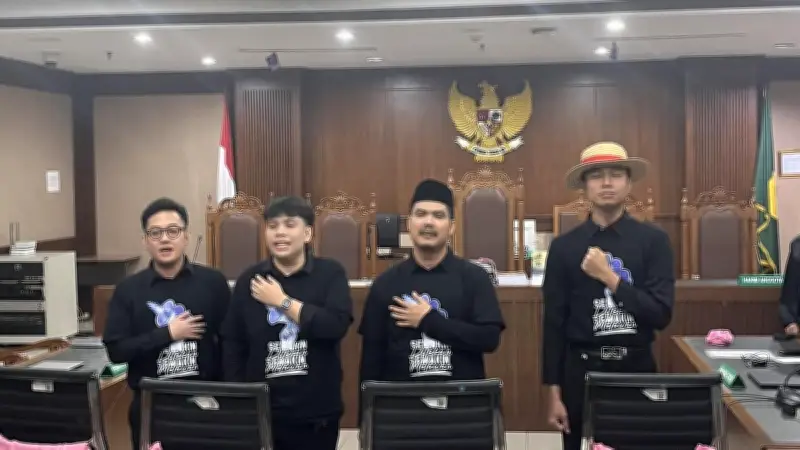 Delpedro Cs Siap Hadapi Vonis Kasus Penghasutan: "Kami Tidak Takut!"