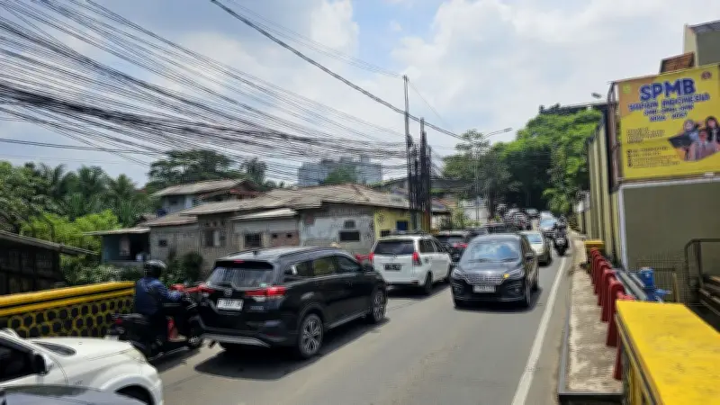 Depok Macet Parah Akibat Arus Mudik Lokal Saat Idulfitri 2026