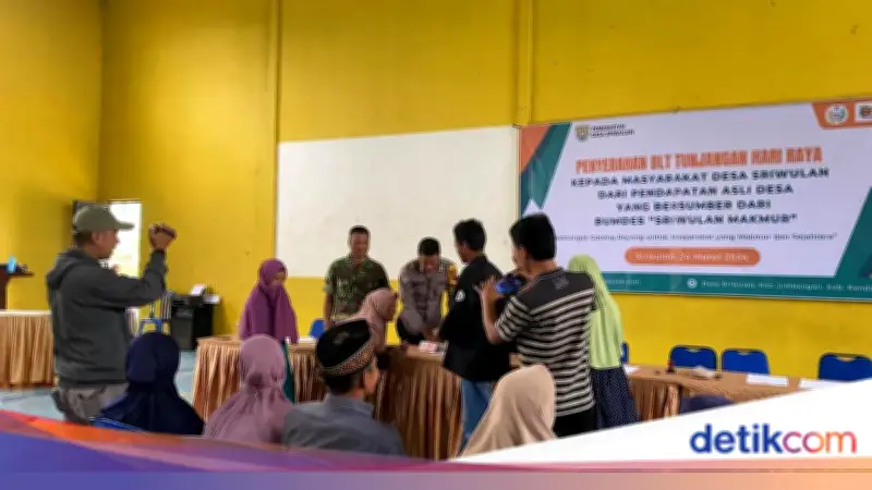 Desa Sriwulan Kendal Bagikan THR Rp 1 Juta dari Hasil Wisata Arenan Kalikesek