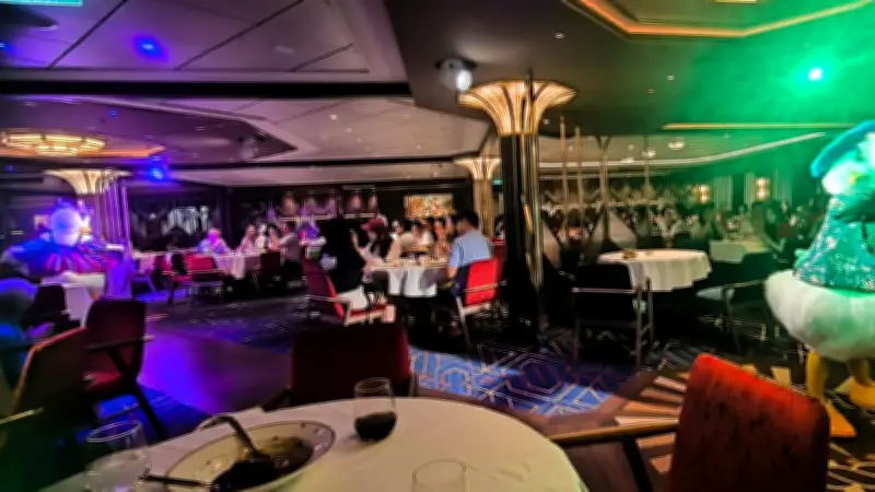 Disney Adventure Cruise: Sensasi Berlayar dengan Santapan Lezat dan Keceriaan Karakter Disney