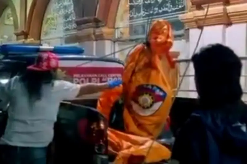 Dua Jasad Ditemukan di Atap Masjid Brebes, Kondisi Sudah Membusuk