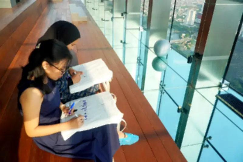 Elevate Your Art: Merawat Sisi Kemanusiaan di Tengah Tantangan Digital dan AI