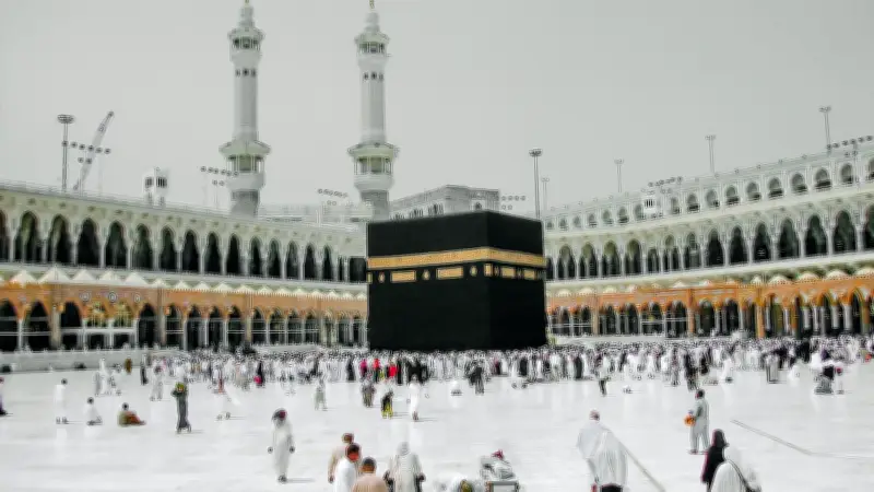 Eskalasi Konflik Timur Tengah, Pemerintah Imbau Jemaah Tunda Keberangkatan Umrah