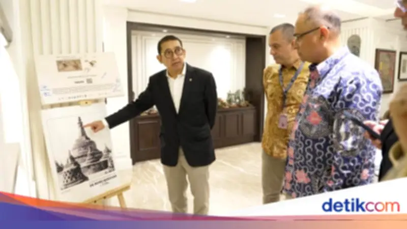 Fadli Zon Dialog dengan Arkeolog India untuk Pemugaran Candi Prambanan