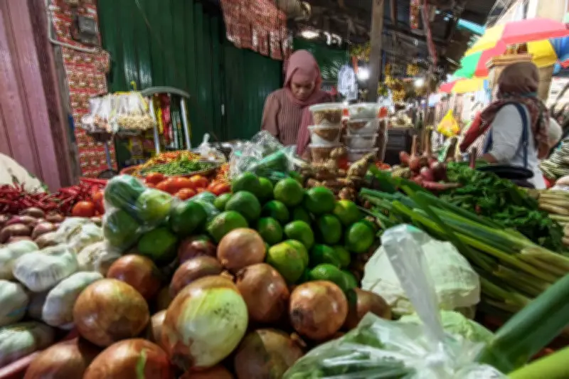 Fluktuasi Rupiah ke Rp 16.902 Ancam Stabilitas Harga Pangan Nasional