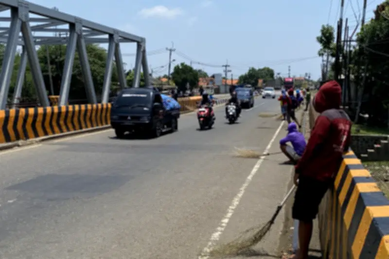 Gubernur Jabar Turun Langsung ke Pantura Subang untuk Tertibkan Penyapu Uang Koin