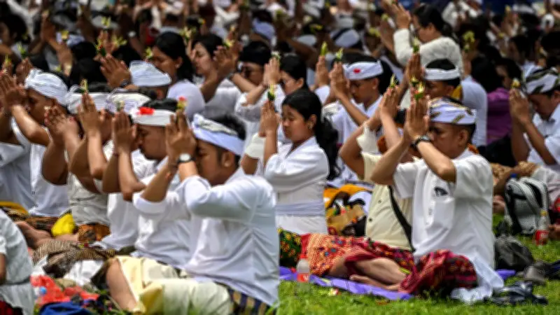 Gubernur Koster Tegaskan Perayaan Nyepi dan Idulfitri di Bali Berjalan Damai