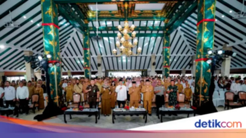 Gus Ipul Ajak Kades Malang Hidupkan Puskesos dan Mutakhirkan Data Sosial