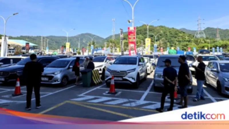 H-3 Lebaran, Pelabuhan Merak Mulai Dipadati Pemudik Sore Ini