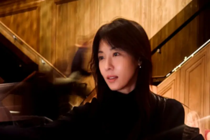 Ha Ji Won Ungkap Hubungan Terakhirnya Telah Berakhir 8 Tahun Lalu