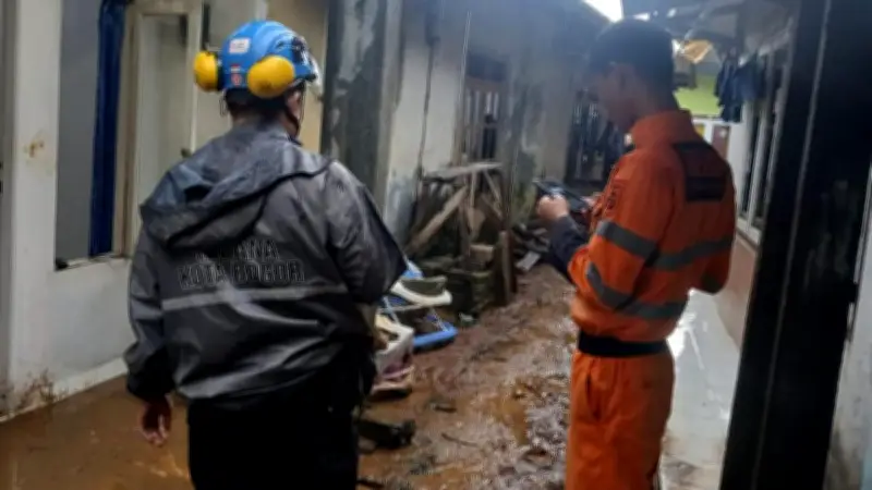Hujan Deras Picu Banjir dan Longsor di Kota Bogor, Belasan Rumah Terdampak