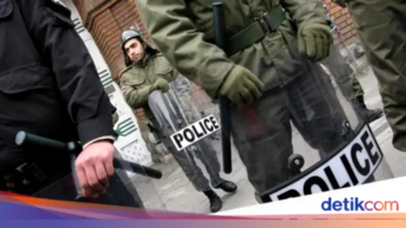 Iran Keluarkan Peringatan Tegas: Demonstran Akan Dianggap Musuh Negara