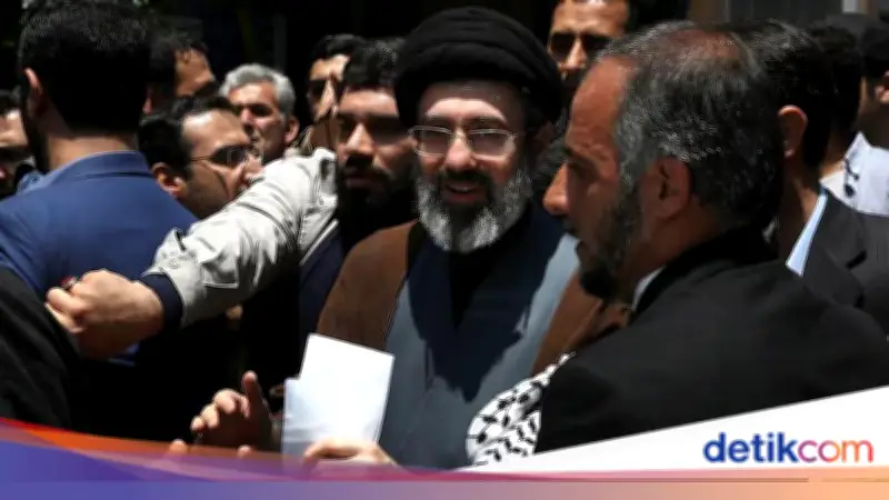 Iran Tunjuk Mojtaba Khamenei Sebagai Pemimpin Tertinggi Baru Gantikan Ayahnya
