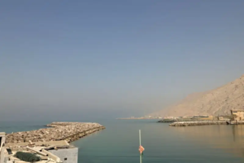 Iran Tutup Selat Hormuz, Ancam Bakar Kapal yang Melintas