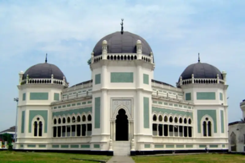 Jadwal Buka Puasa Medan 4 Maret 2026: Ikuti Waktu Maghrib Kemenag