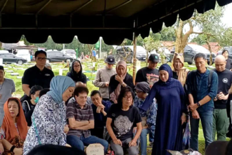 Jenazah Donny Fattah Dimakamkan di TPU Kampung Kandang, Jakarta Selatan