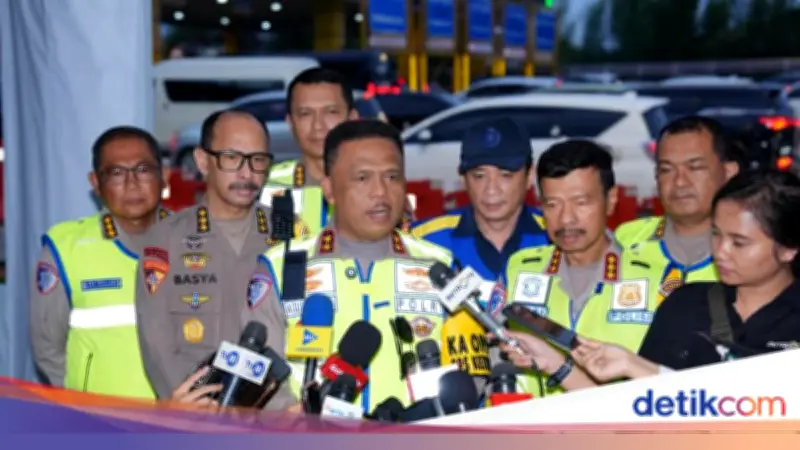 Kakorlantas Pastikan Jalur Arteri Terkendali Meski Ada One Way di Tol