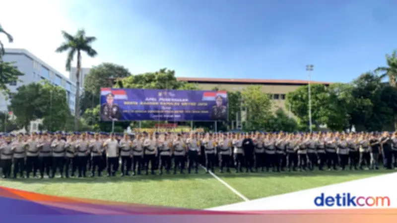 Kapolda Metro Pimpin Apel 1.000 Personel Brimob Remaja, Serukan Jaga Kehormatan Institusi