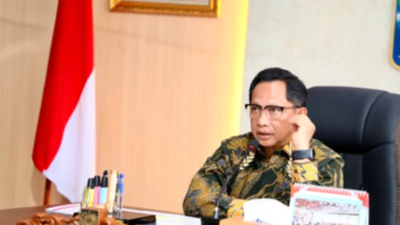 Kasatgas Tito Karnavian Dorong Optimalisasi Huntara untuk Pengungsi di Tenda