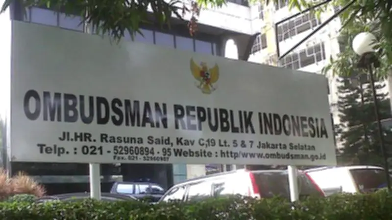 Kejagung Geledah Rumah Mantan Anggota Ombudsman Yeka Hendra Terkait Kasus Minyak Goreng