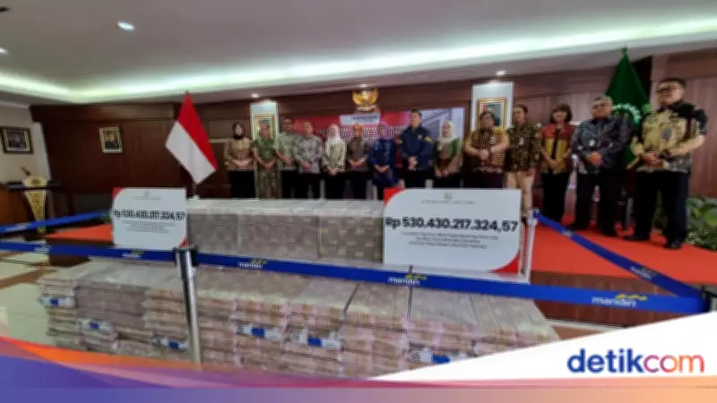 Kejari Jakbar Setor Rp 503 M ke Negara dari Kasus Judi Online Oei Hengky Wiryo