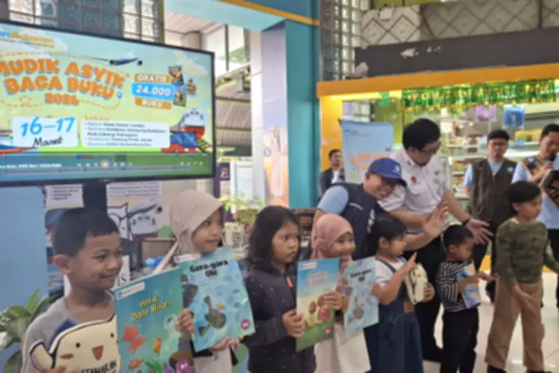 Kemendikdasmen Bagikan 24.000 Buku untuk Cegah Anak Main Gawai Saat Mudik
