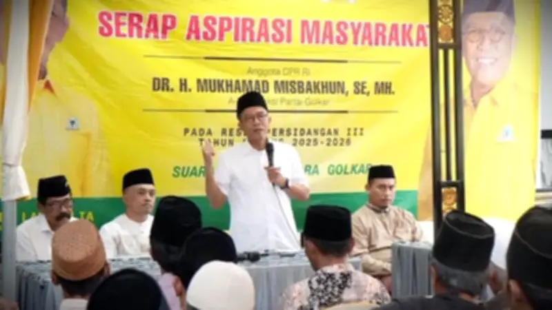 Ketua Komisi XI DPR Soroti Pentingnya Koperasi Merah Putih dan MBG di Probolinggo