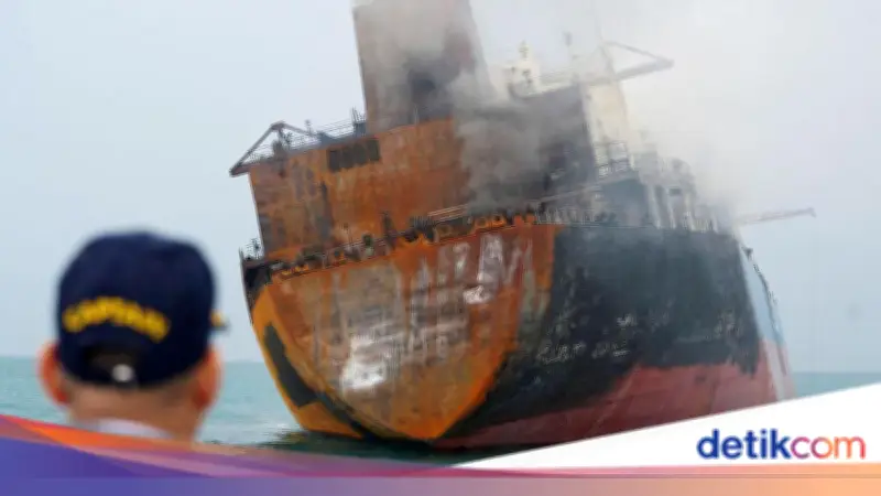 Kisah Pelaut Terjebak di Selat Hormuz: Hidup di Tengah Ancaman Drone dan Rudal
