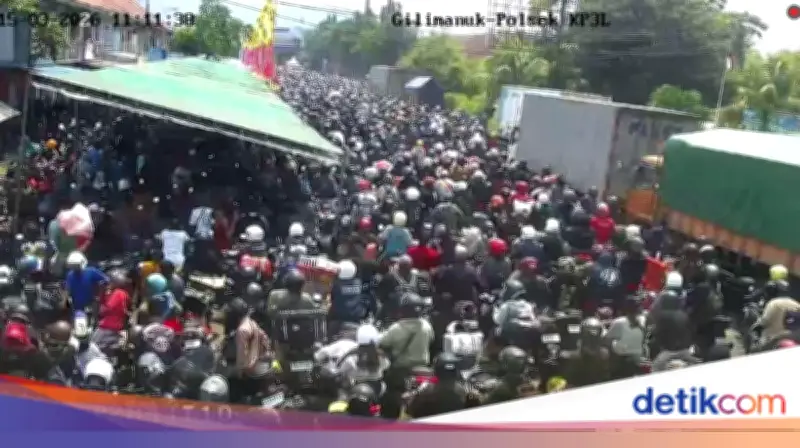 Komisi V DPR Desak Investigasi Antrean Panjang Pemudik di Gilimanuk yang Tumbangkan 17 Orang