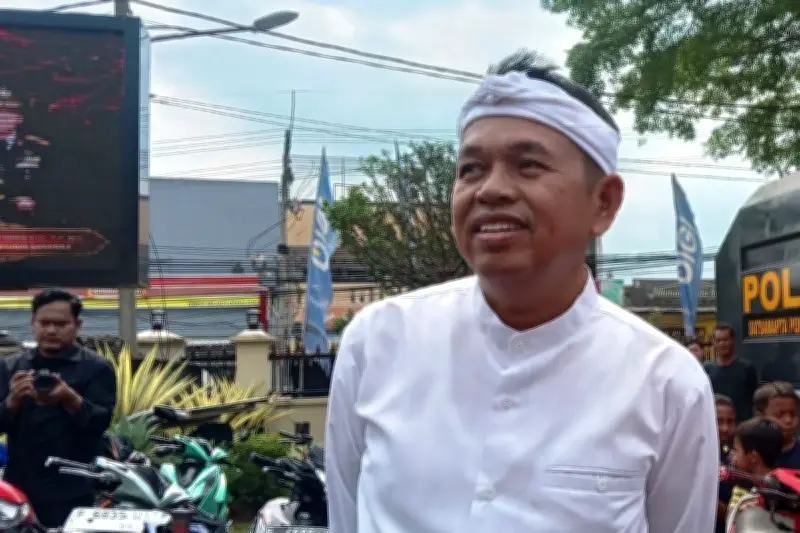 Konten Kreator Ajang Viral Tiru Gaya Dedi Mulyadi, Ditonton Jutaan Kali