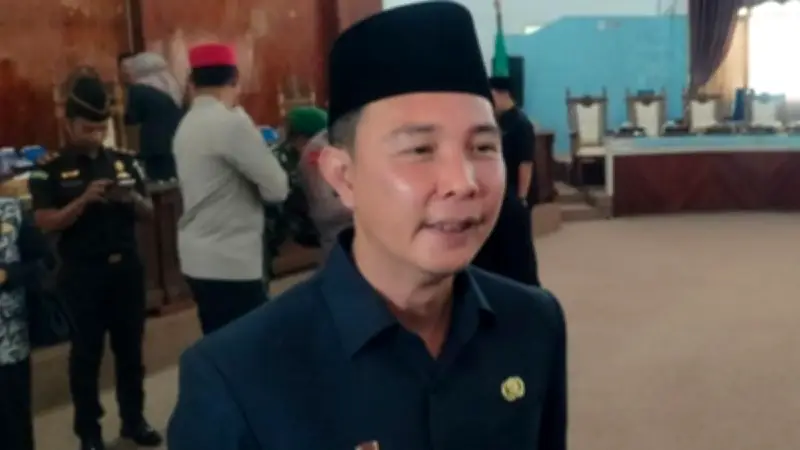 KPK Bawa Bupati Rejang Lebong ke Jakarta Usai OTT di Bengkulu