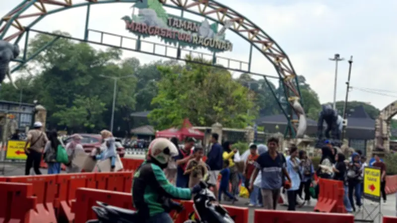 Libur Lebaran, Ragunan Tetap Jadi Primadona Wisata Keluarga di Jakarta
