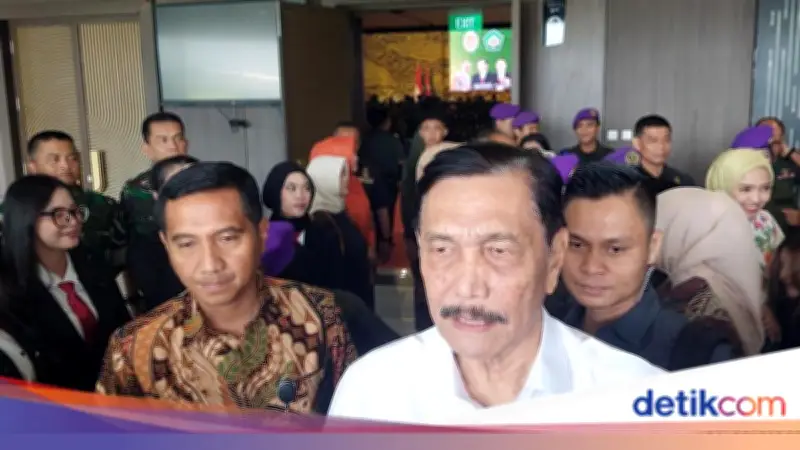 Luhut Pastikan Pasokan BBM RI Aman Meski Konflik AS-Iran Memanas