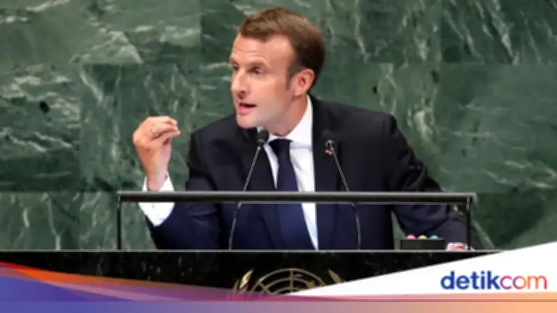 Macron Perintahkan Kapal Induk Charles de Gaulle ke Timur Tengah, Tingkatkan Postur Nuklir