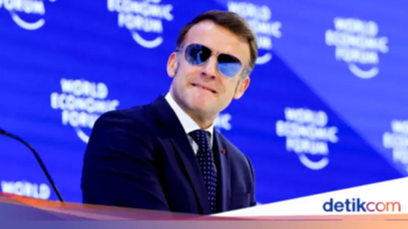 Macron Tegaskan Perubahan Rezim Iran Tak Bisa Dicapai Hanya dengan Serangan Bom