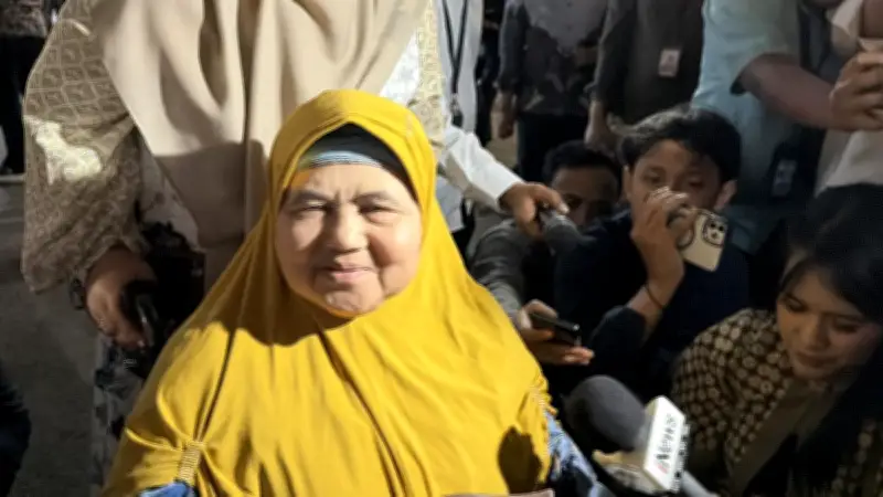 Mamah Dedeh Bocorkan Isi Pertemuan Prabowo dengan Tokoh Muslim di Istana