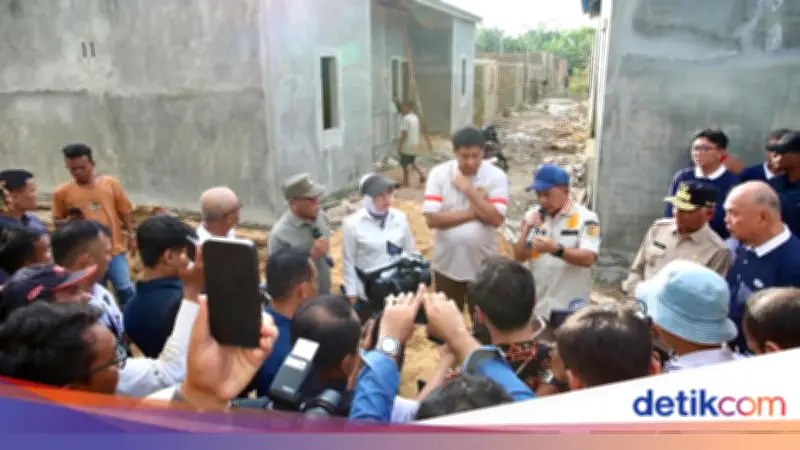 Mendagri Tito Karnavian Desak Pemda Percepat Pendataan Kerusakan Rumah Pascabencana