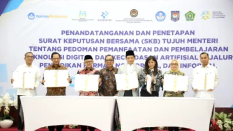 Mendagri Tito Karnavian Tandatangani SKB 7 Menteri untuk Pedoman Teknologi Digital dan AI