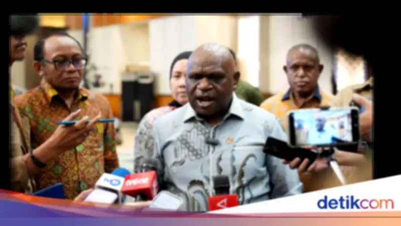 MenHAM Kutuk Penyiraman Air Keras ke Aktivis KontraS, Minta Polisi Usut Tuntas