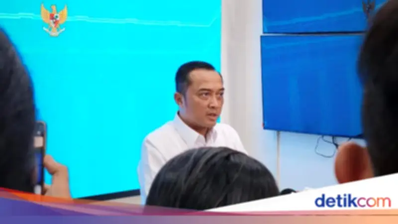 Mensesneg Minta Maaf atas Antrean Panjang Pemudik di Pelabuhan Gilimanuk Bali