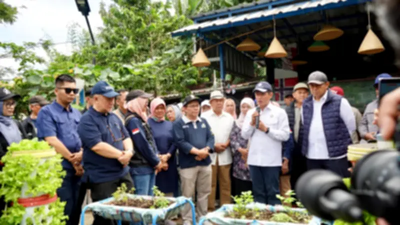 Menteri LH Hanif Faisol: Kota Bandung Masih Butuh Pembinaan Pengelolaan Sampah